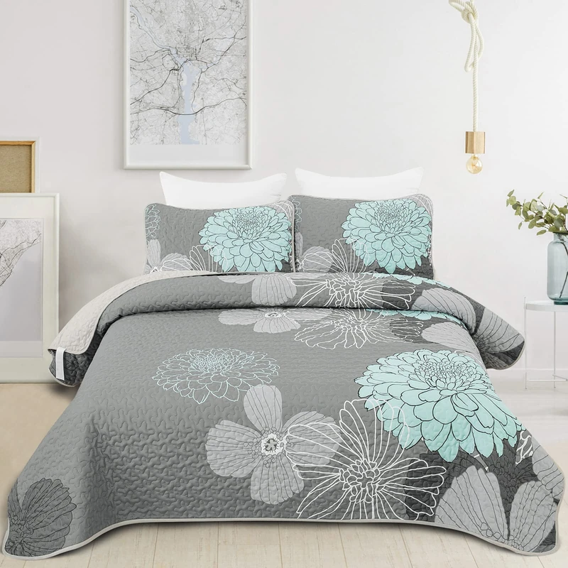 Anibedding Green Floral Pattern Quilt Set King Size - 3 Pieces Quilt Coverlet Elegant Boho Flower Bedspread with 2 Pillowcases Soft Lightweight Bedding Quilt Set for Adults (Green,104"x90") - Image 1