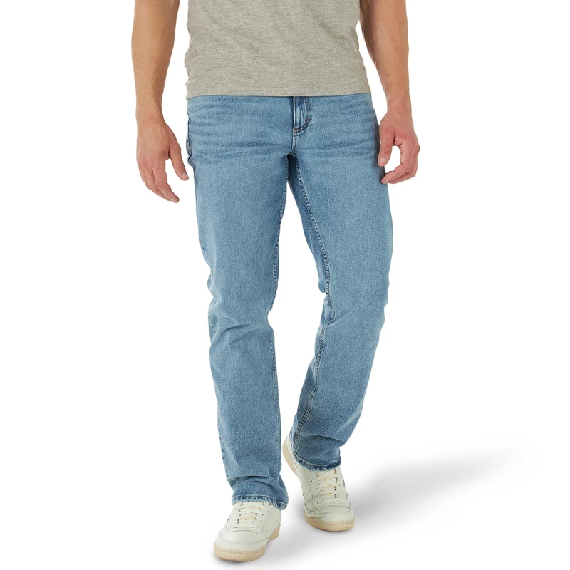 Lee Men's Legendary Relaxed Straight Jean, Icey Blue, 30W x 32L