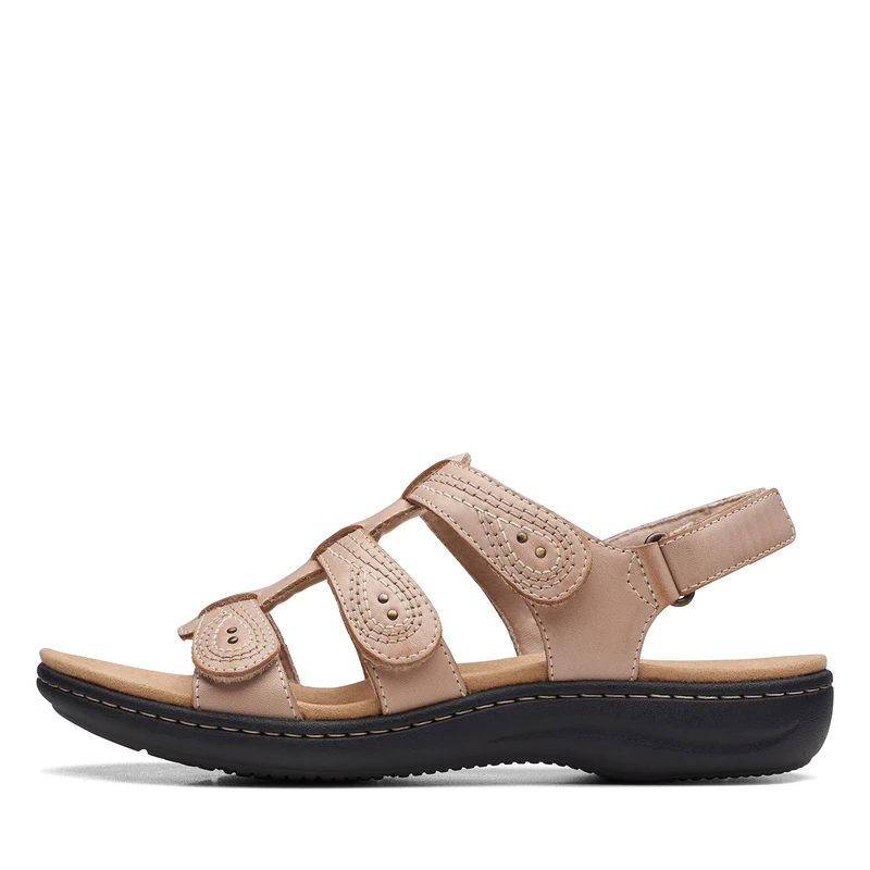 Clarks Women's Laurieann Vine Flat Sandal, Sand Leather, 5 UK