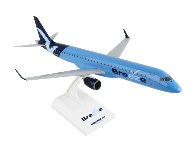 Skymarks Daron Breeze E195 1/100, Blue