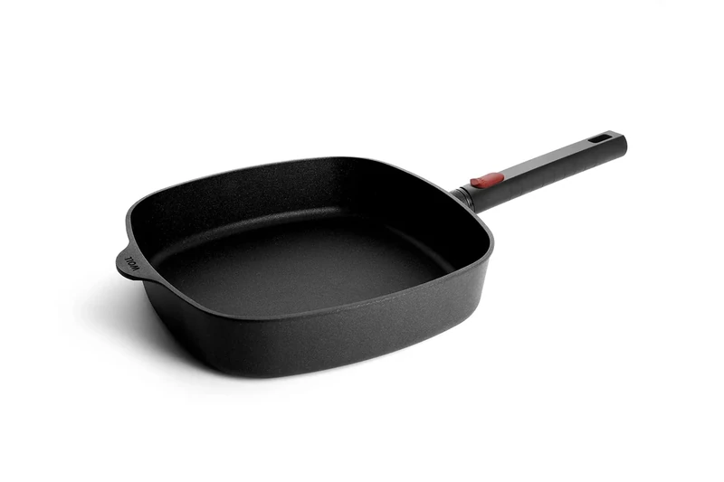 Woll Diamond Logic XR Cast Iron Frying Pan, Square, Inductive, 28 cm x 28 cm, 6.5 cm High, with Removable Handle, Suitable for All Hobs, Cast Aluminium, Non-Stick Coating, Oven-Safe, Black
