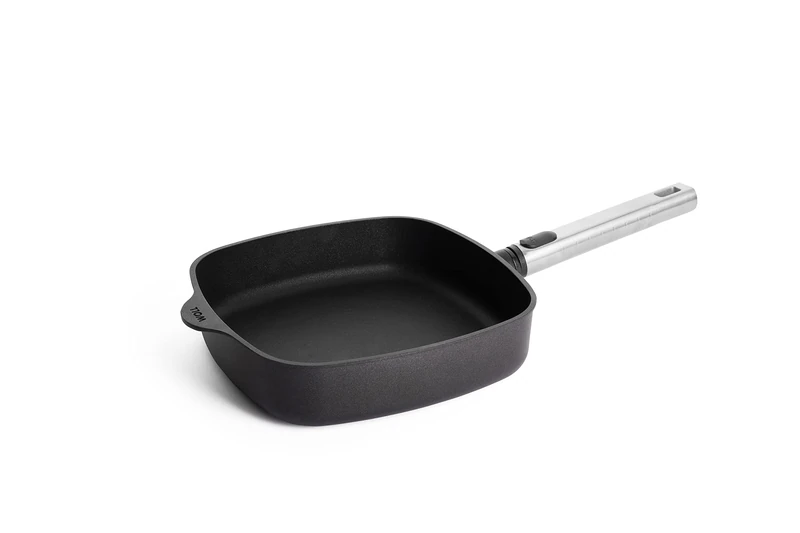 Woll Diamond Logic XR Pro Cast Iron Frying Pan Square Inductive 24 cm x 24 cm 6 cm High with Removable Stainless Steel Handle Suitable for All Hobs Cast Aluminium Non-Stick Coating Oven Safe