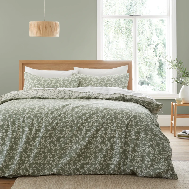 Bianca Shadow Leaves 200 Thread Count Cotton Reversible King Duvet Cover Set with Pillowcases Green