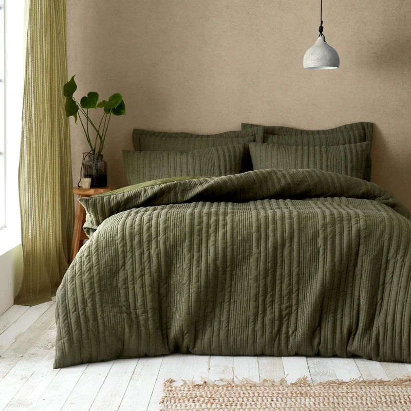 Pineapple Elephant Tamba Jersey Stripe Quilted Super King Duvet Cover Set with Pillowcases Olive Green