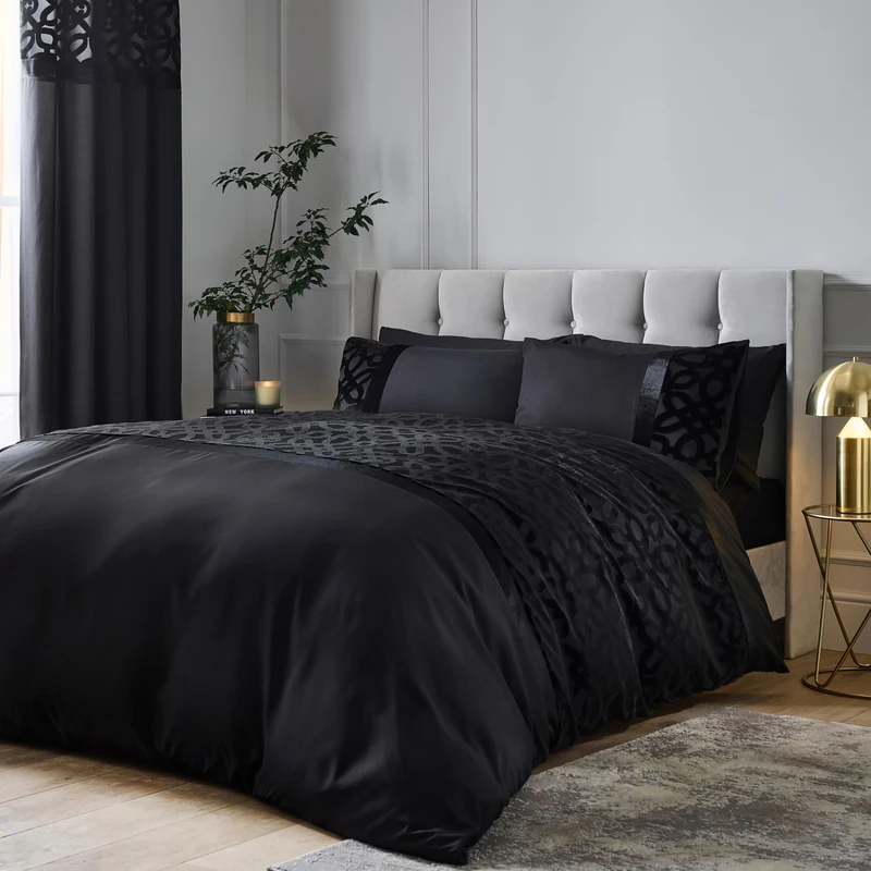 Catherine Lansfield Lattice Cut Velvet King Duvet Cover Set with Pillowcases Black