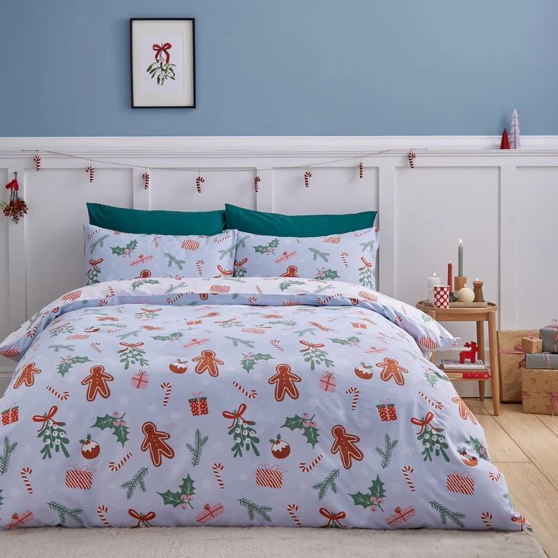 Catherine Lansfield Christmas Gingerbread Soft Microfibre Reversible King Duvet Cover Set with Pillowcases Blue