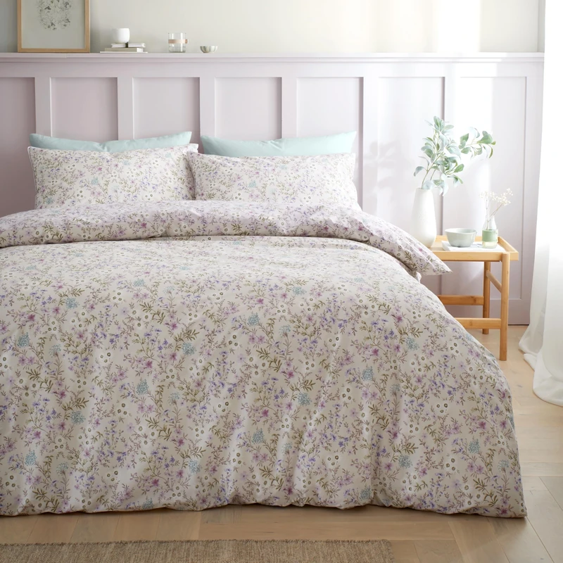 Bianca Ditsy Floral 200 Thread Count Cotton Reversible King Duvet Cover Set with Pillowcases Lilac