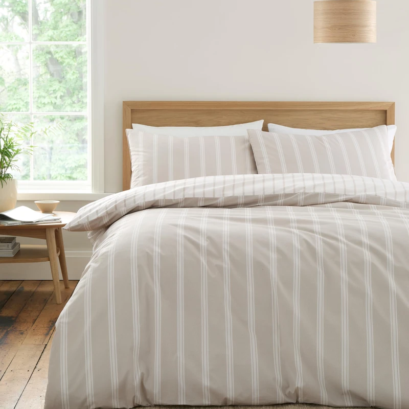 Bianca Ashford Stripe 200 Thread Count Cotton Percale Reversible Super King Duvet Cover Set with Pillowcases Natural