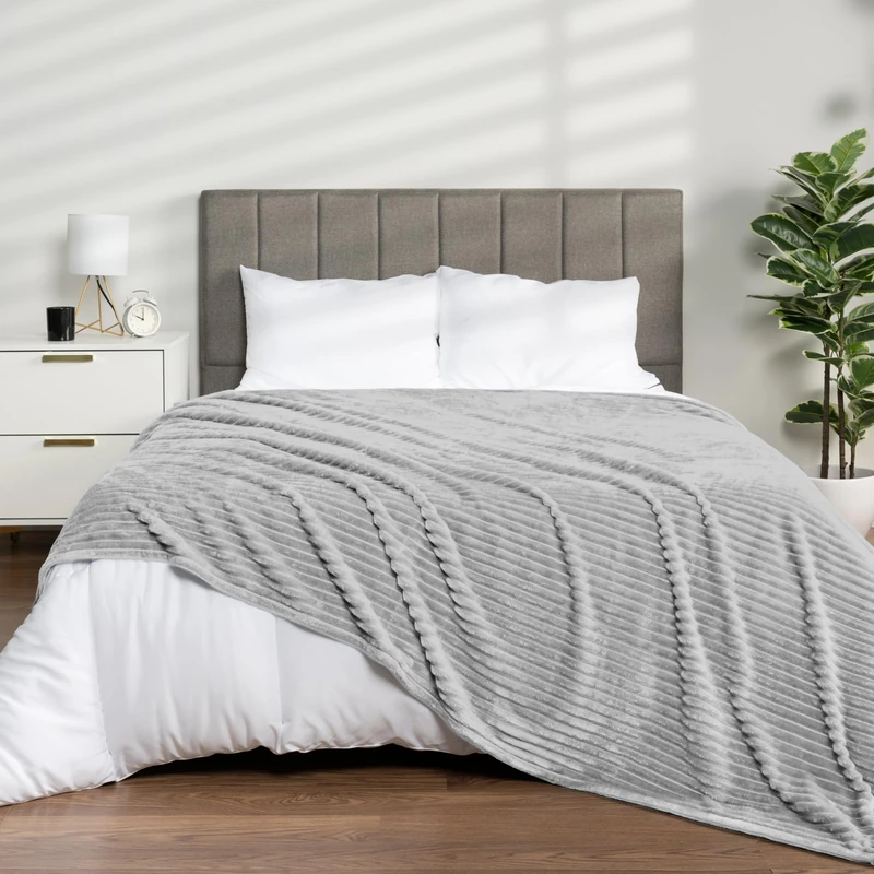 PAVILIA Soft Fleece King Bed Blanket Light Grey, Large Fuzzy Plush Flannel Blanket, Warm Cozy Ribbed Microfiber Blanket for Sofa Couch, Lightweight Striped Blanket, Gray, 108x90