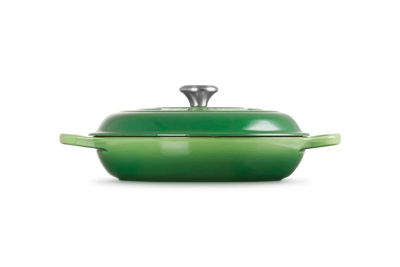 LE CREUSET Signature Sh Casserole/braiser 30cm Bamboo Green SS Knob