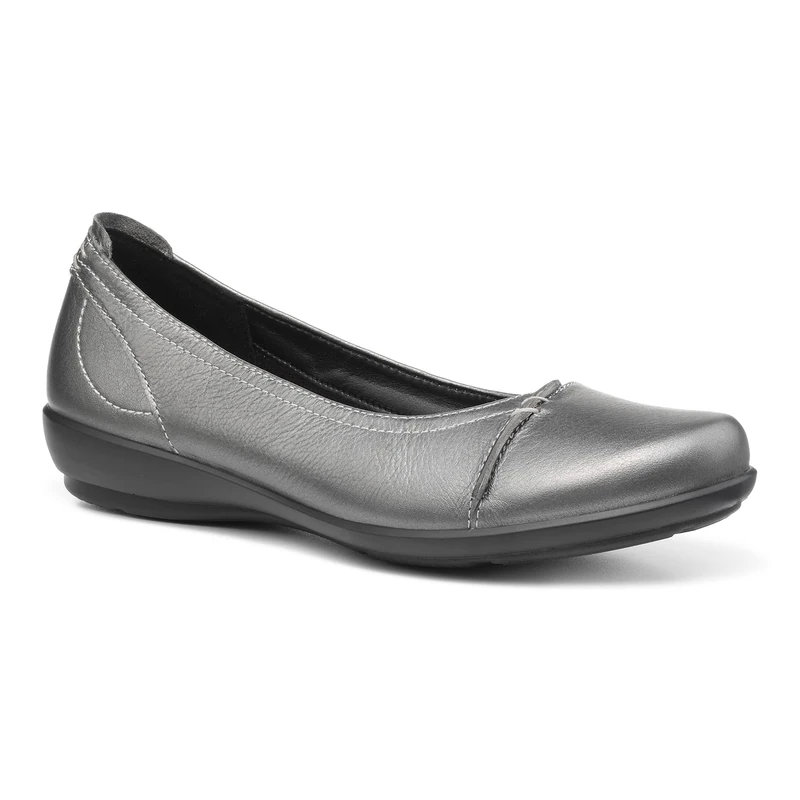 Hotter Robyn II Women's Casuals Classic Ballet Pump with Seam Detailing in Leather Standard D Fit 4.5 UK