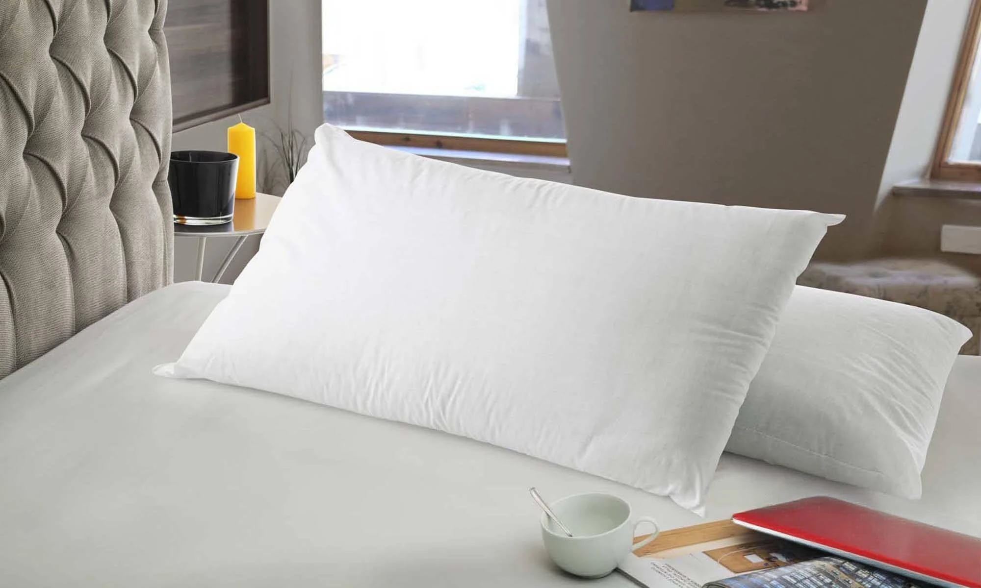 Talamo Italia - Pillow Bilancia, Ergonomic pillow soap in perforated Memory Foam, 100% Made in Italy, Hypoallergenic and Breathable, 71x41xh15 cm, Set of 4