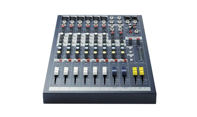 Soundcraft EPM6 Console