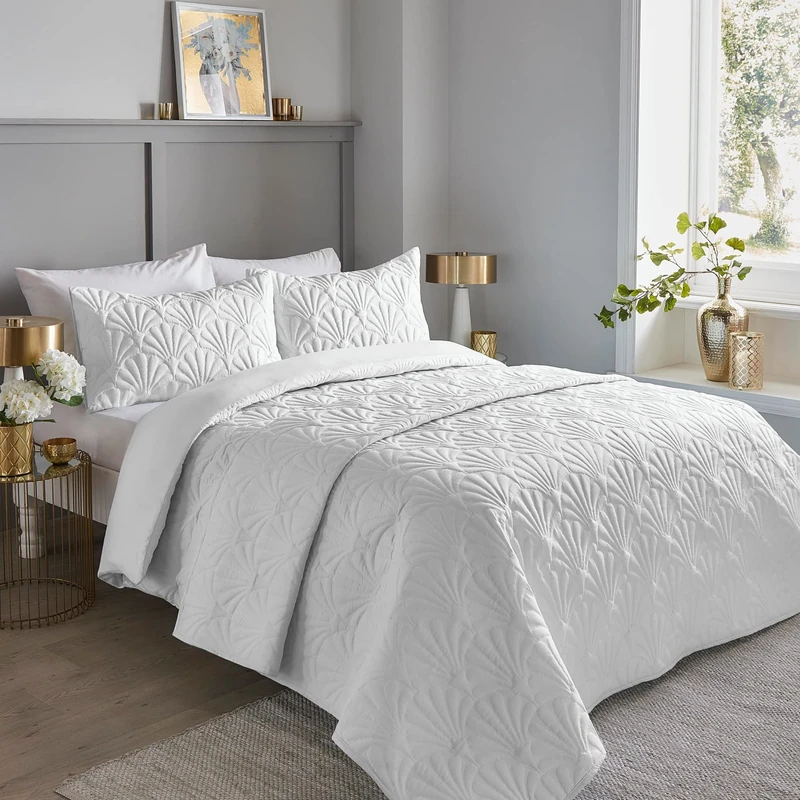 Serene - White Floral Embroidery Duvet Cover - Super King Bedding Size (260 x 220cm) - Luxury Bedding - Soft Touch - Pinsonic/Ultrasonic Pattern - White Embossed Duvet - Cavili Collection