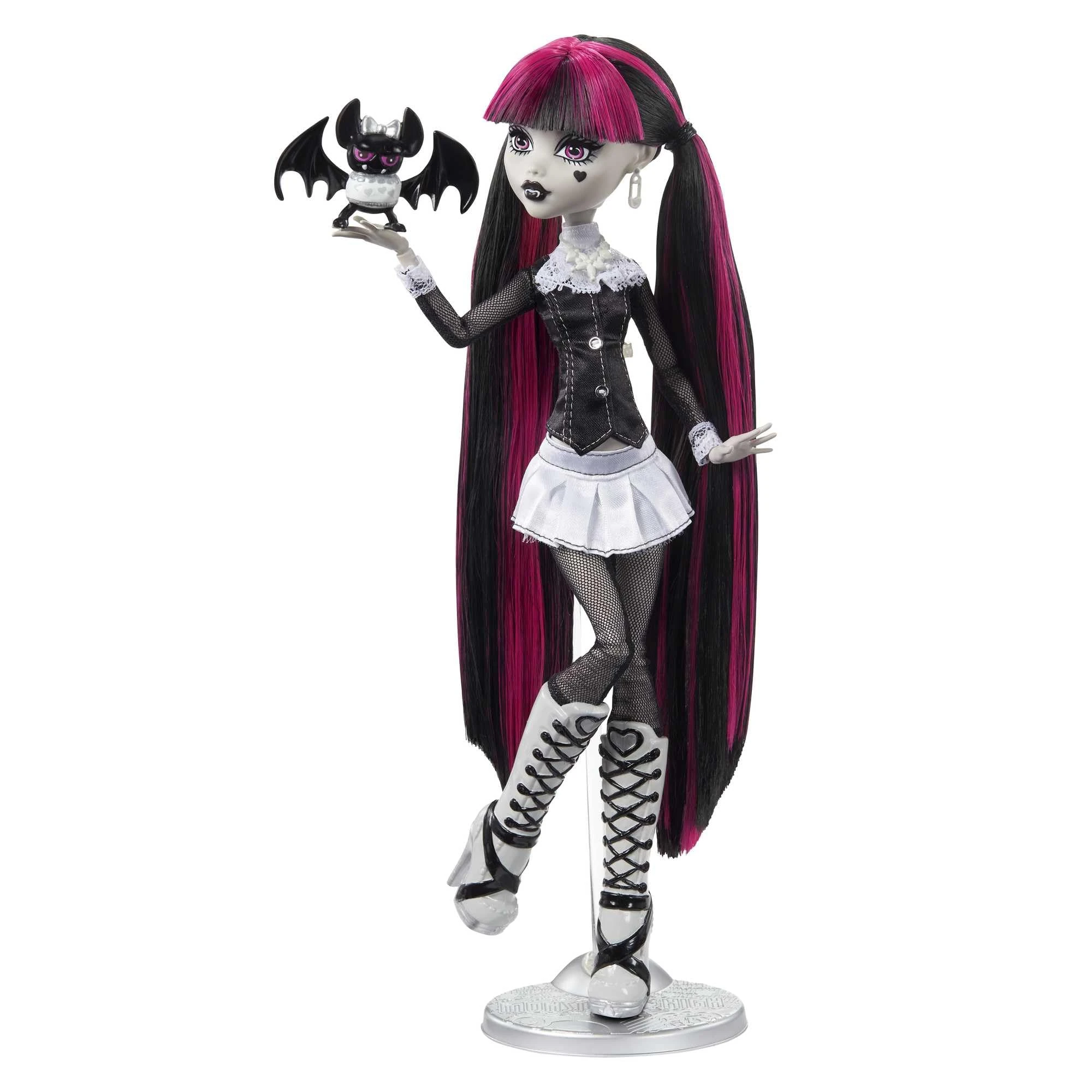 Monster High Doll, Draculaura in Black and White, Reel Drama Collector, Doll-Size and Life-Size Posters, Horror Flick Theme, Toys and Gifts, HKN27