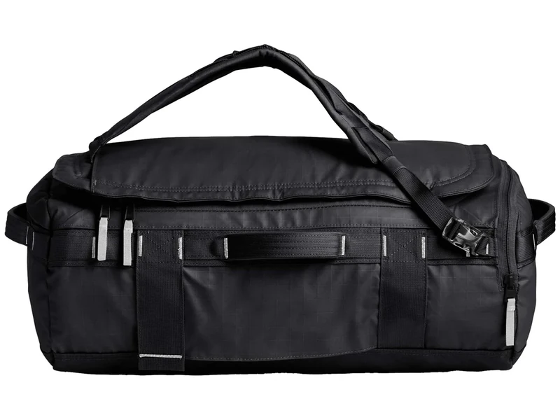 The North Face Base Camp Voyager Gym bag Tnf Black-Tnf White One Size