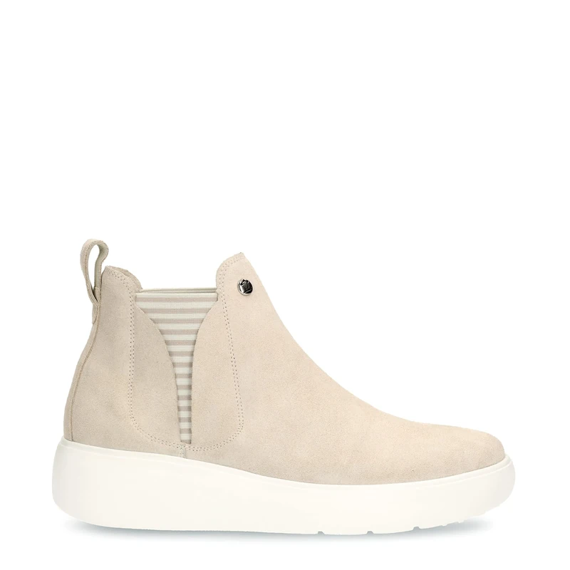 Malasaña, Chelsea boat,