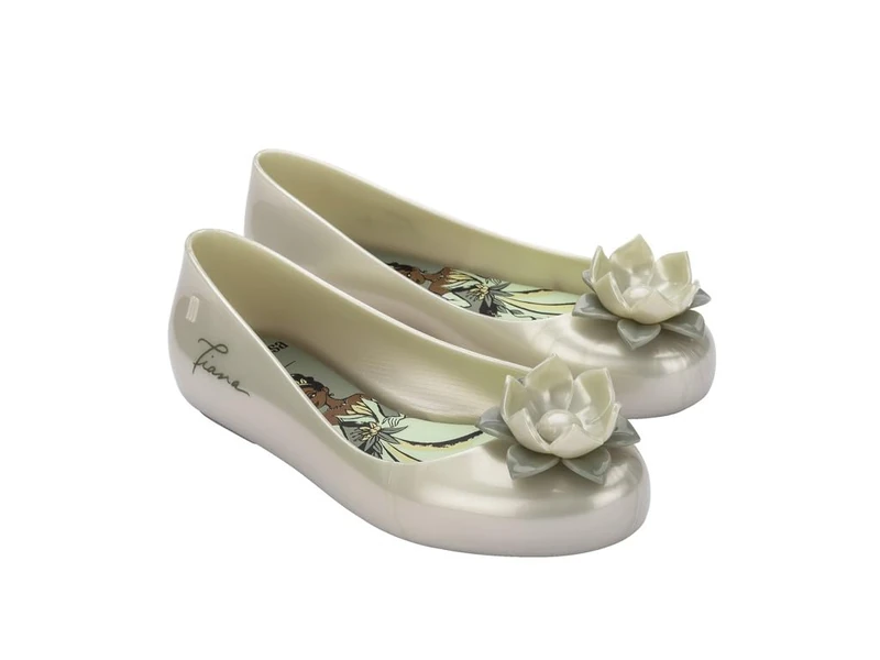 melissa Girls' Mini Sweet Love + Disney Trainers, Beige, 1 UK - Image 1