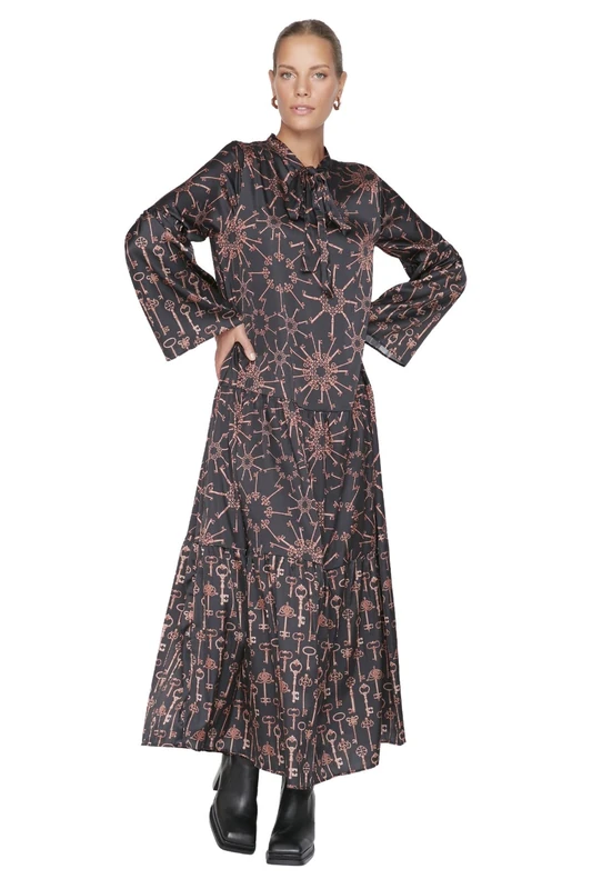 Trendyol Women Modest Maxi Skater Regular Woven Modest Dresses Black