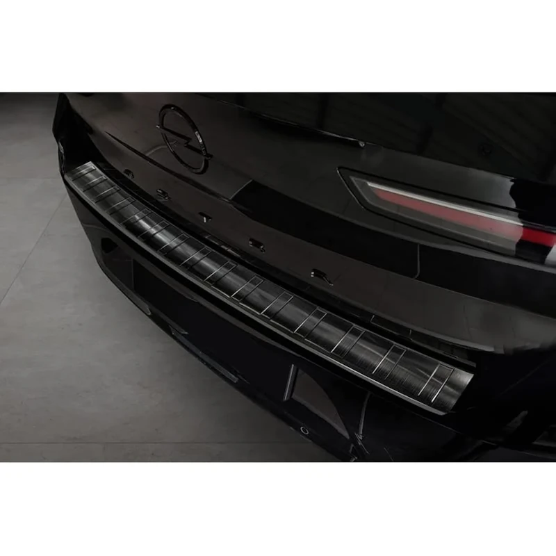 Avisa Black Stainless Steel Rear Bumper protector compatible with Opel Astra L HB 5-doors 2021- 'Ribs'