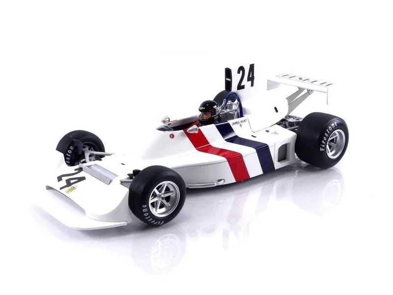 Spark 18S575 Miniature Collection Car, White