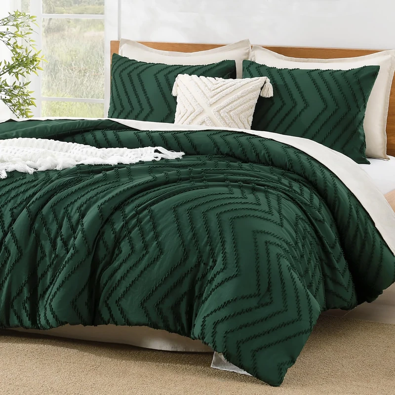 Litanika Dark Emerald Green Queen Comforter Set, 3 Pieces Boho Chevron Tufted Vintage Solid Hunter Green Bedding Set, Fluffy Bed Set (90x90In Comforter & 2 Pillowcases)