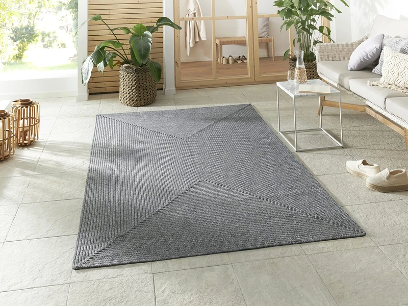 NORTHRUGS Trenzado Indoor and Outdoor Rug Weatherproof - Easy Care Handmade Look for Indoor and Outdoor Use Woven Outdoor Rug Runner for Balcony, Patio, Living Room, Garden - Light Grey, 120 x 170 cm