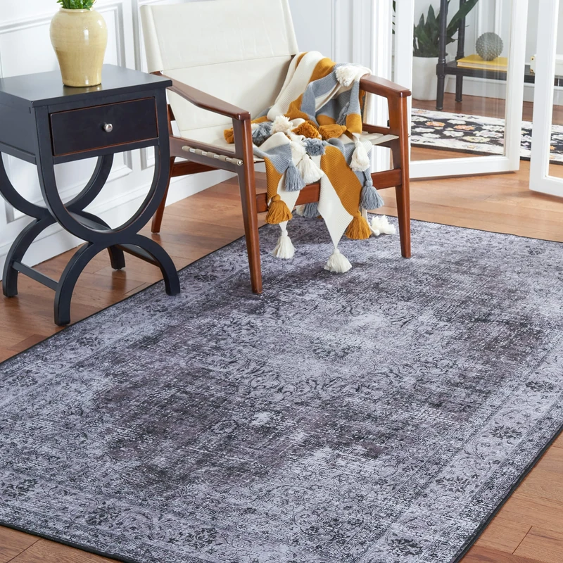 Safavieh Traditional Rug Ideal for High Traffic Areas - Machine Washable and Non Slip - Tucson Collection, Short Pile, in Black and Grey, 152 X 244 cm