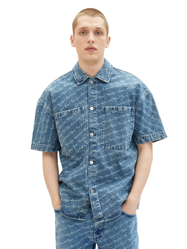 TOM TAILOR Denim Men's 1036274 Short-Sleeved Denim Shirt with Lettering, 31888-Wording Laser Print, M