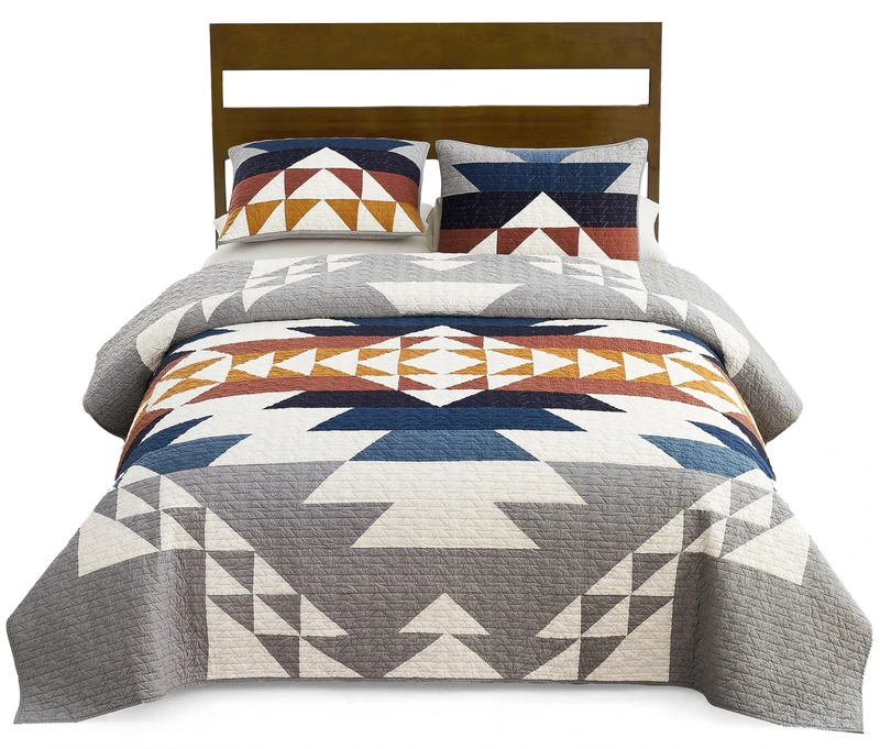 Pendleton – Explorer Quilt Set - Soft Cotton Bed Cover - 100% Cotton - Rustic Home Décor - Twin, Full, Queen, and King Gray - Full/Queen