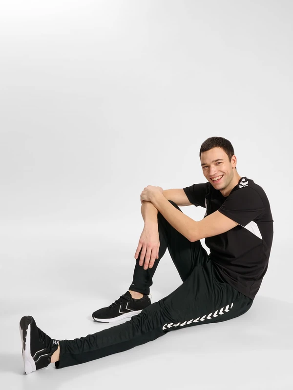hummel hmlSTALTIC Men's Tracksuit Bottoms, Black, S - Image 1