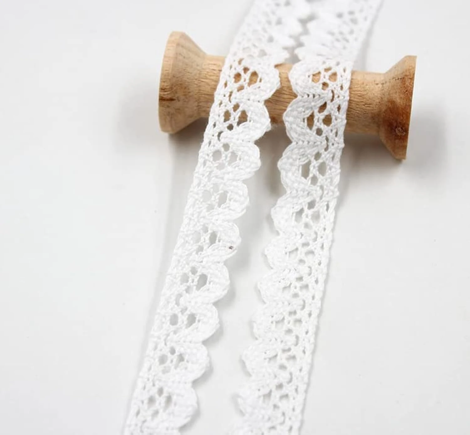 SZCXDKJ 2 Roll White Vintage Cotton Lace Tape Decorative Lace Ribbon Roll Scrapbook Lace Tape Cotton Lace Ribbon Trim Craft Card Making Supplies for Gift Wrapping (3.5 Meter)