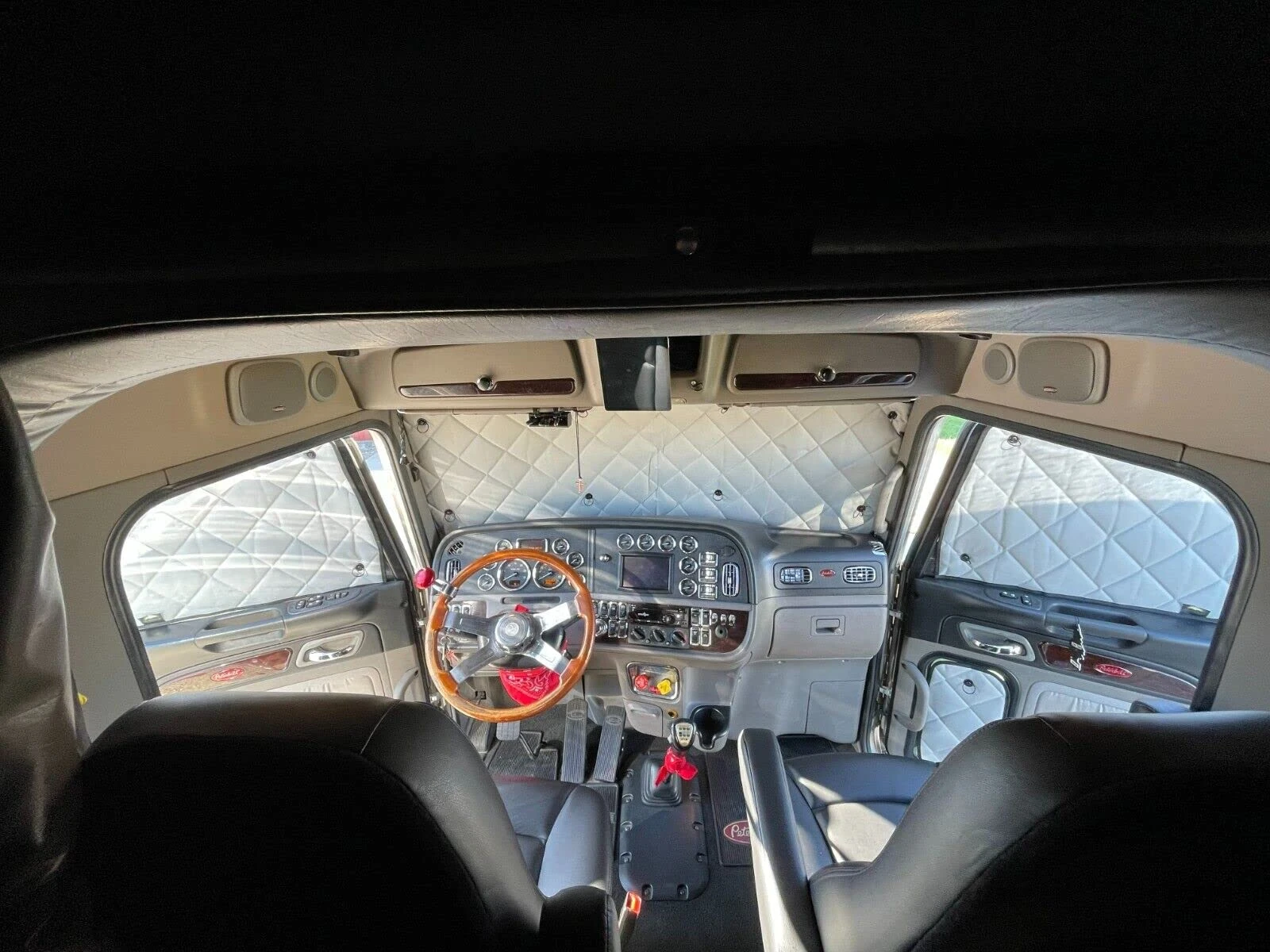 Peterbilt 388/389 (1341 Series)-ZenEclipse Blackout Insulated Interior Window Covers (Grey Color-Includes Peeper)