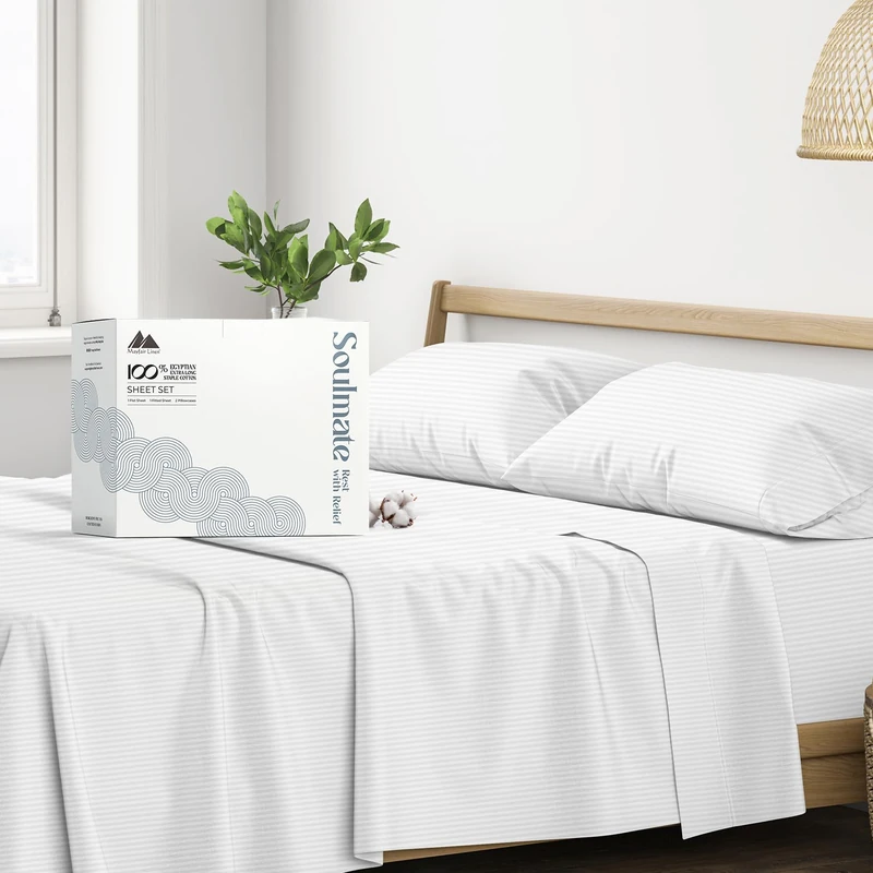 Mayfair Linen Bettlaken-Set mit Fadenzahl 500, 100% ägyptische Baumwolle, gestreift, Weiß, passend für Matratzen bis zu 40.6 cm tiefe Tasche, weiches und seidiges Satingewebe