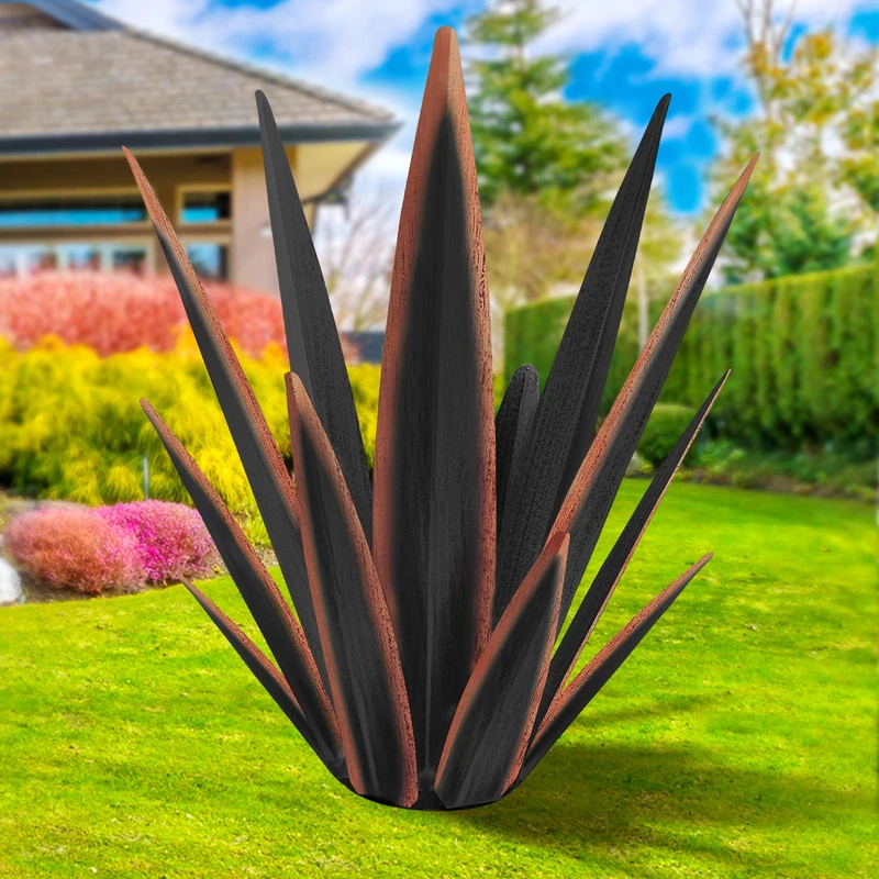 KODIBO Large Metal Agave Plant - Rustic Tequila Patio Decor