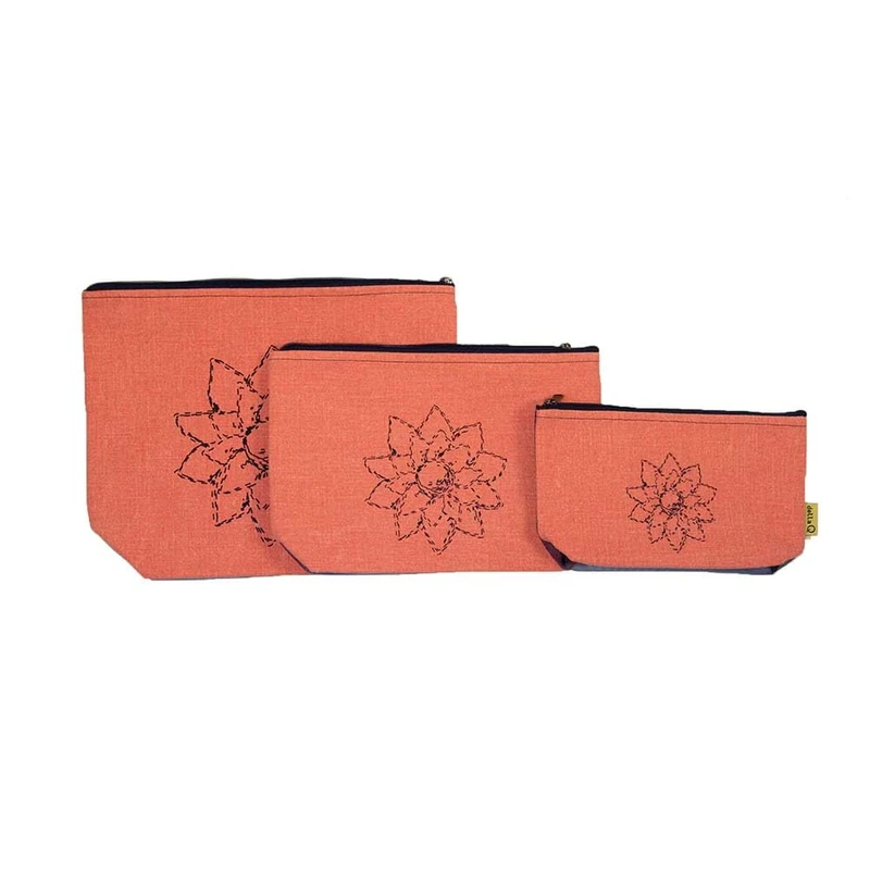 Della Q Pouch Set, Coral, Size S-M-L