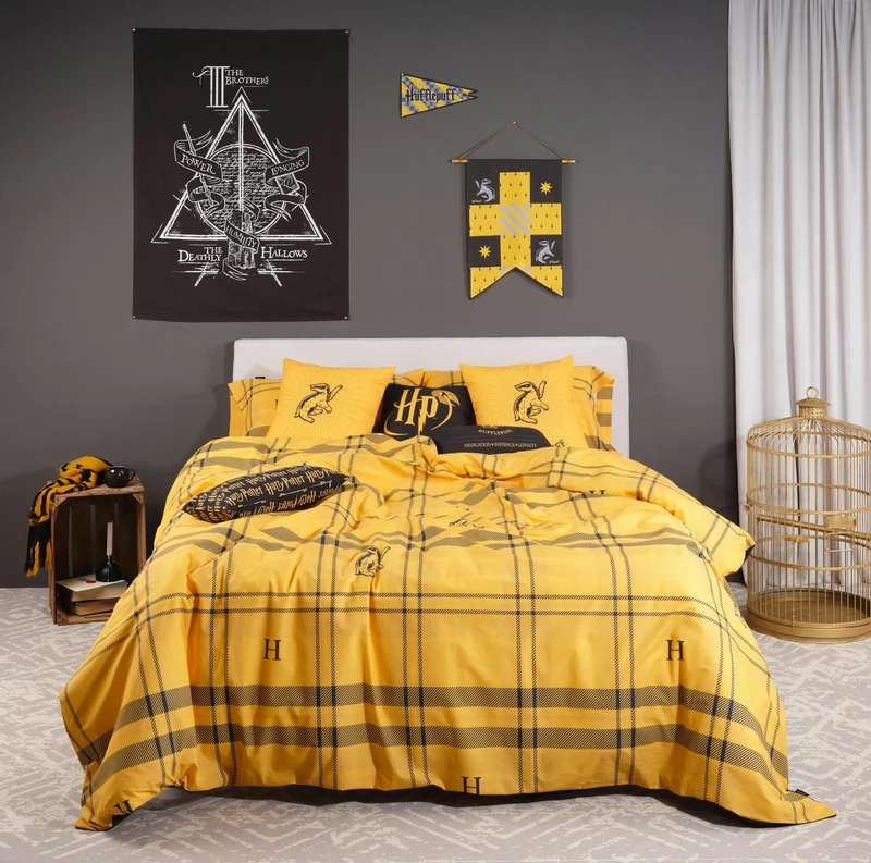 BELUM | Harry Potter Duvet Cover, 100% Cotton Hufflepuff Model Picture for 150/160 Beds (240 x 220 cm)