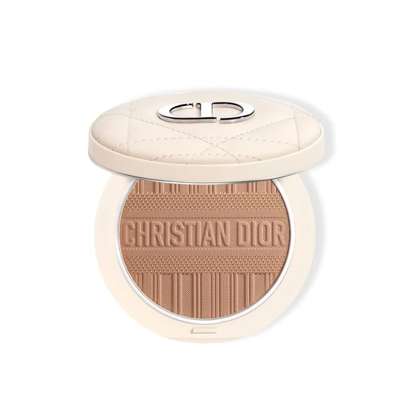 Dior Compact Powder for Beauty Looks