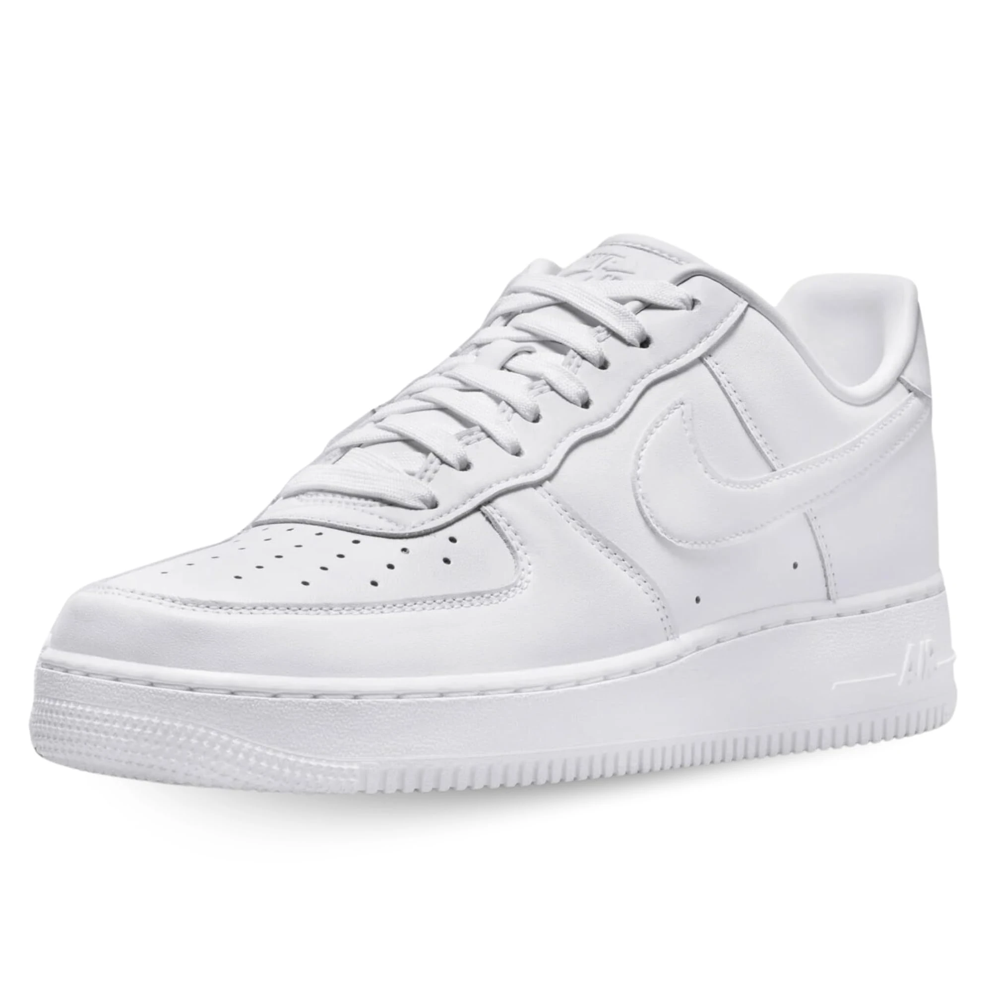 Nike Men's Air Force 1 '07 Fresh Sneaker, White, 2.5 UK