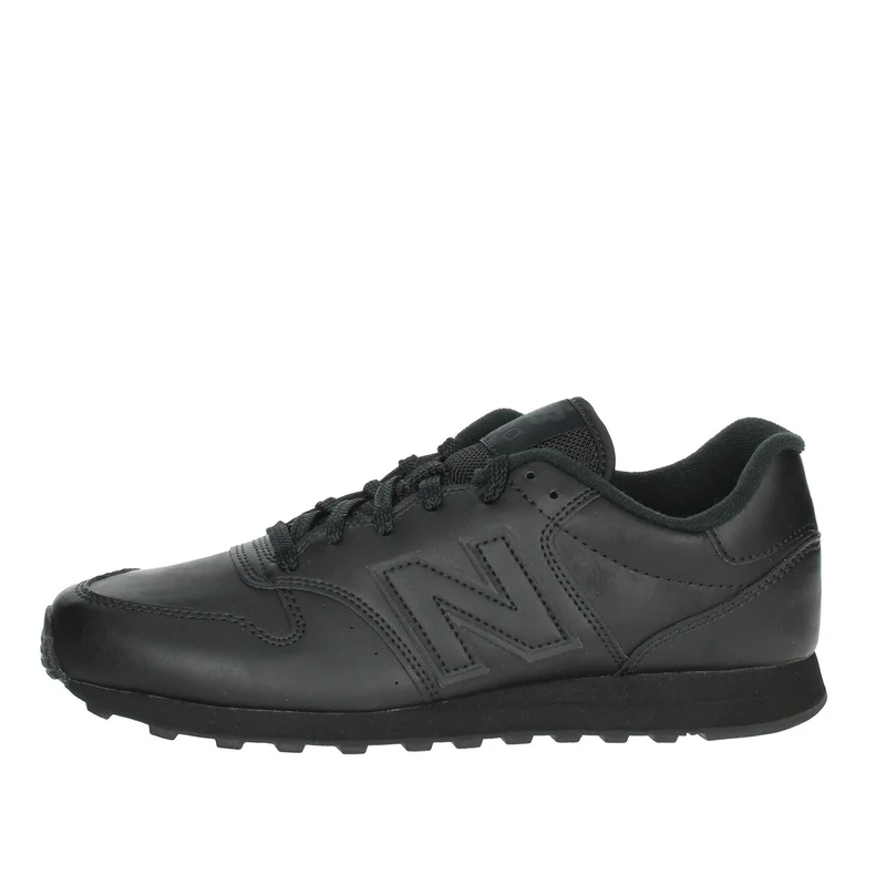 New Balance Boys 520v8 Bungee Lace Sneaker, Black, 6.5 UK
