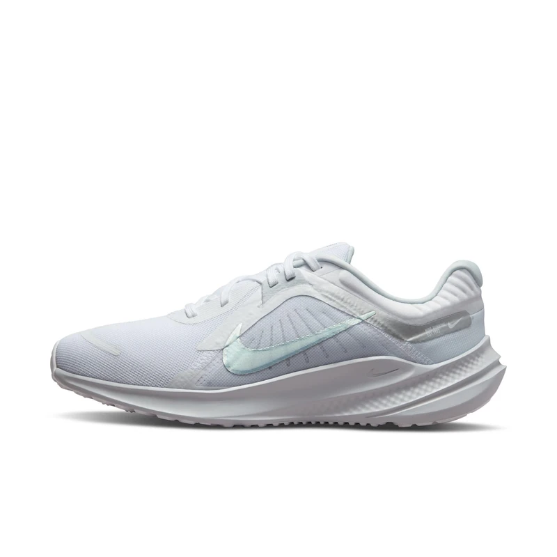 NIKE Women's Quest 5 Sneaker, White/Metallic Silver-Pure Platinum, 5.5 UK