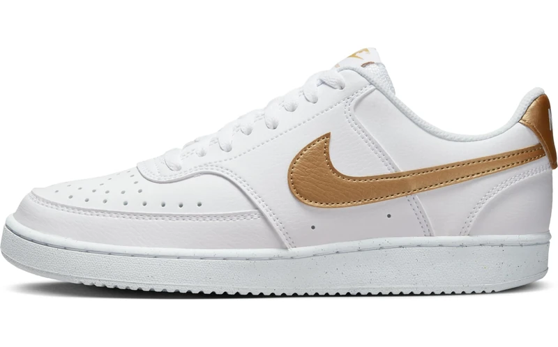 NIKE Women's Court Vision Low Next Nature Sneaker, White/Metallic Gold-White, 5 UK