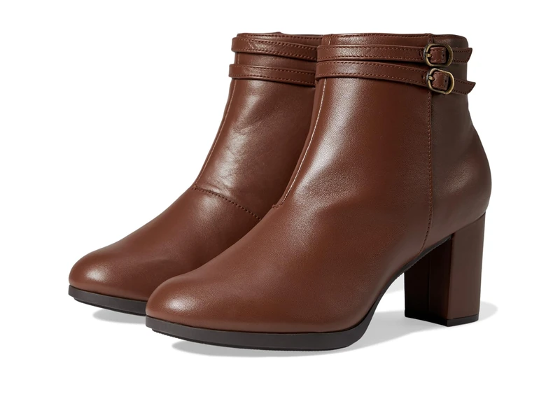 Clarks Women's Bayla Light Fashion Boot, Tan Leather, 6 UK Wide