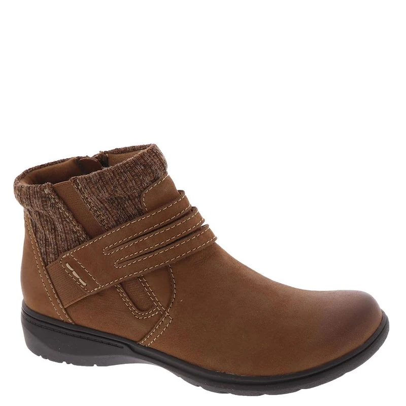 Clarks Women's Carleigh Lane Ankle Boot, Dark Tan Nubuck, 6.5