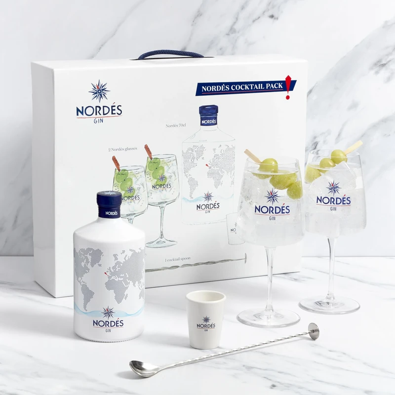 NORDÉS Premium Gin Cocktail Gift Set | Made from a Portion of Wine Alcohol & 6 Galician Botanicals. Fresh, Aromatic, Well-Balanced Flavour. 1x70cl, 40% with 2xGlasses, Jigger, Bar Spoon & Recipe Card