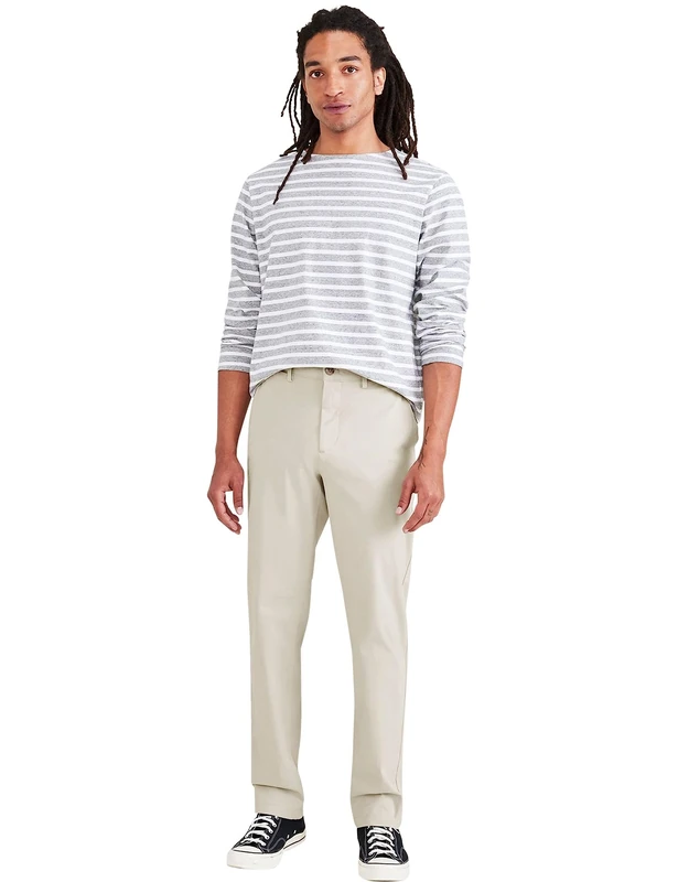 Dockers Men's Smart 360 Flex Chino Slim Casual Pants, Sahara Khaki, 32W / 32L