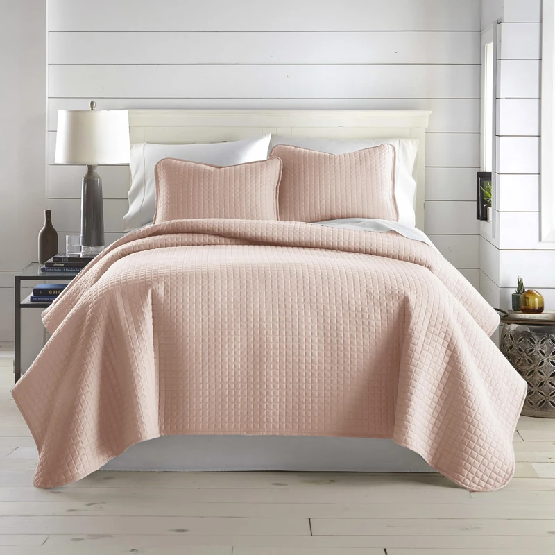 Southshore Fine Living, Inc. Full/Queen Quilt Set, Stitched Full Size with 2 Matching Pillow Shams, Lightweight Quilt Coverlet, Easy Care Machine Washable Queen Size Quilt Bedspread, Blush