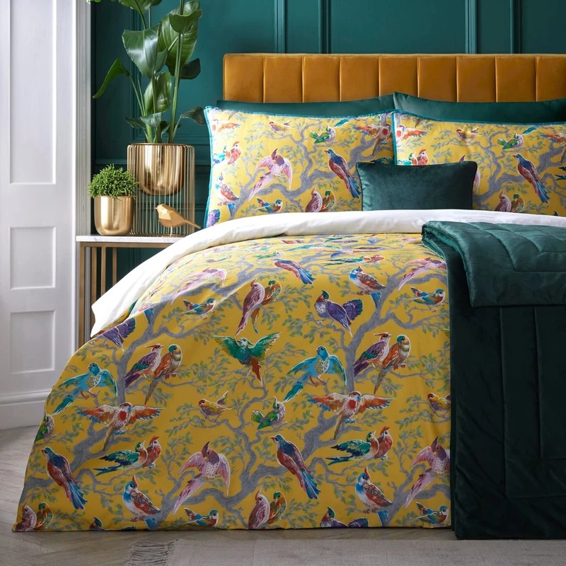 Laurence Llewelyn-Bowen - Yellow Birds Duvet Cover - Double Bedding Size (200 x 200cm) - Soft 100% Cotton Sateen - 2 Pillowcases - 200 Thread Count - Luxury Bedding - Bird Duvet Cover in Yellow