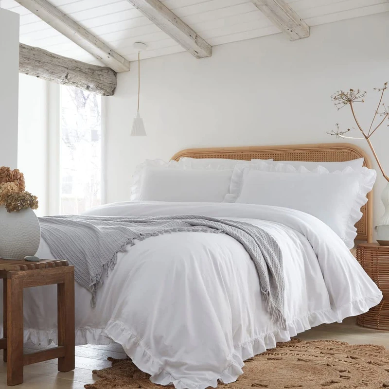 Appletree White Frill Duvet Cover – Double Size (200x200cm) – Soft 100% Cotton – 2 Pillowcases – Ruffle Bedding Set – Vintage White Bedroom Style