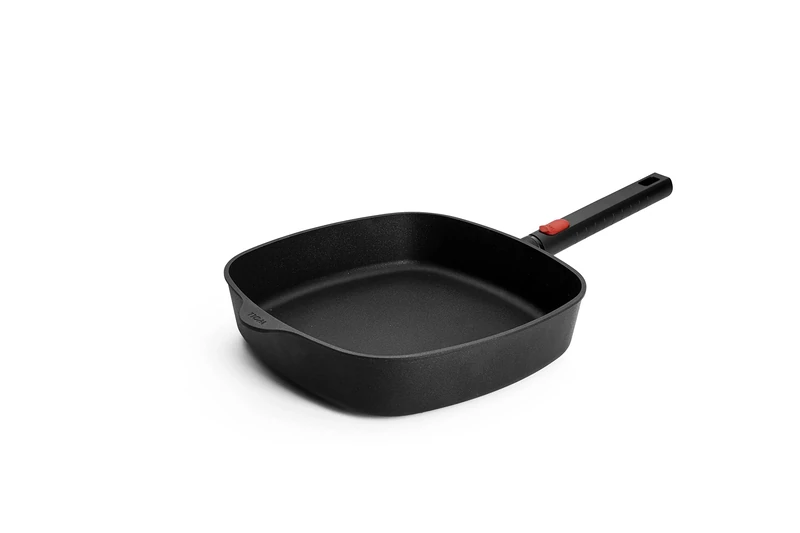 Woll Diamond QXR Eco Logic Square Pan Inductive 28 x 28 cm 6.5 cm High with Removable Handle Suitable for All Hob Types PFAS-Free Cast Aluminium Oven-Proof Black